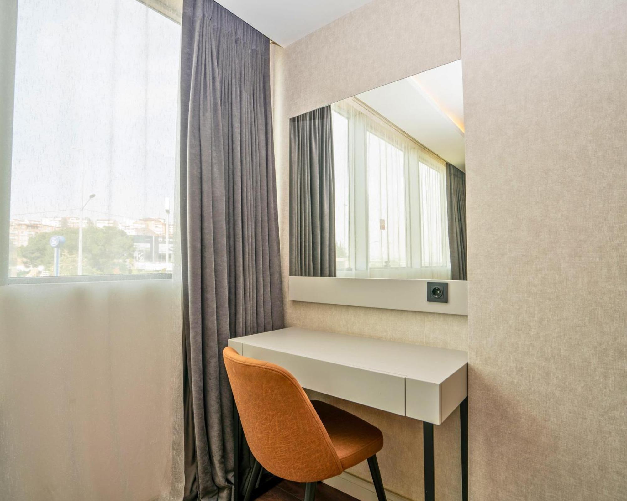 216 Station Suite Gebze Exterior foto